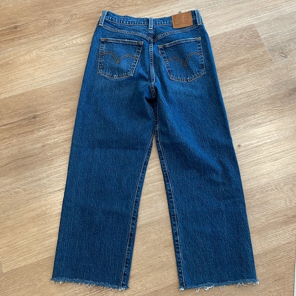 Levi’s. Ribcage Straight Ankle - Picture 3 of 14